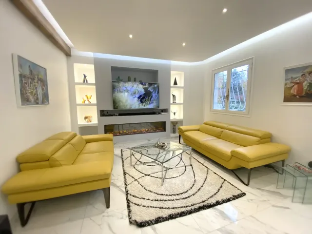 Salon marbre & doré